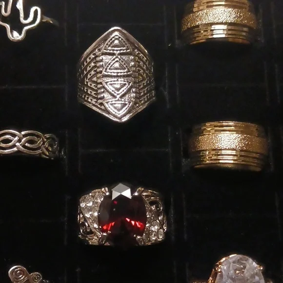 Lot of size 5 rings. 14 rings total. NWT. Rose gold, silver & yellow gold colors - Picture 3 of 14